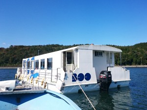 山中湖 わかさぎ釣りドーム船 momo&BOO